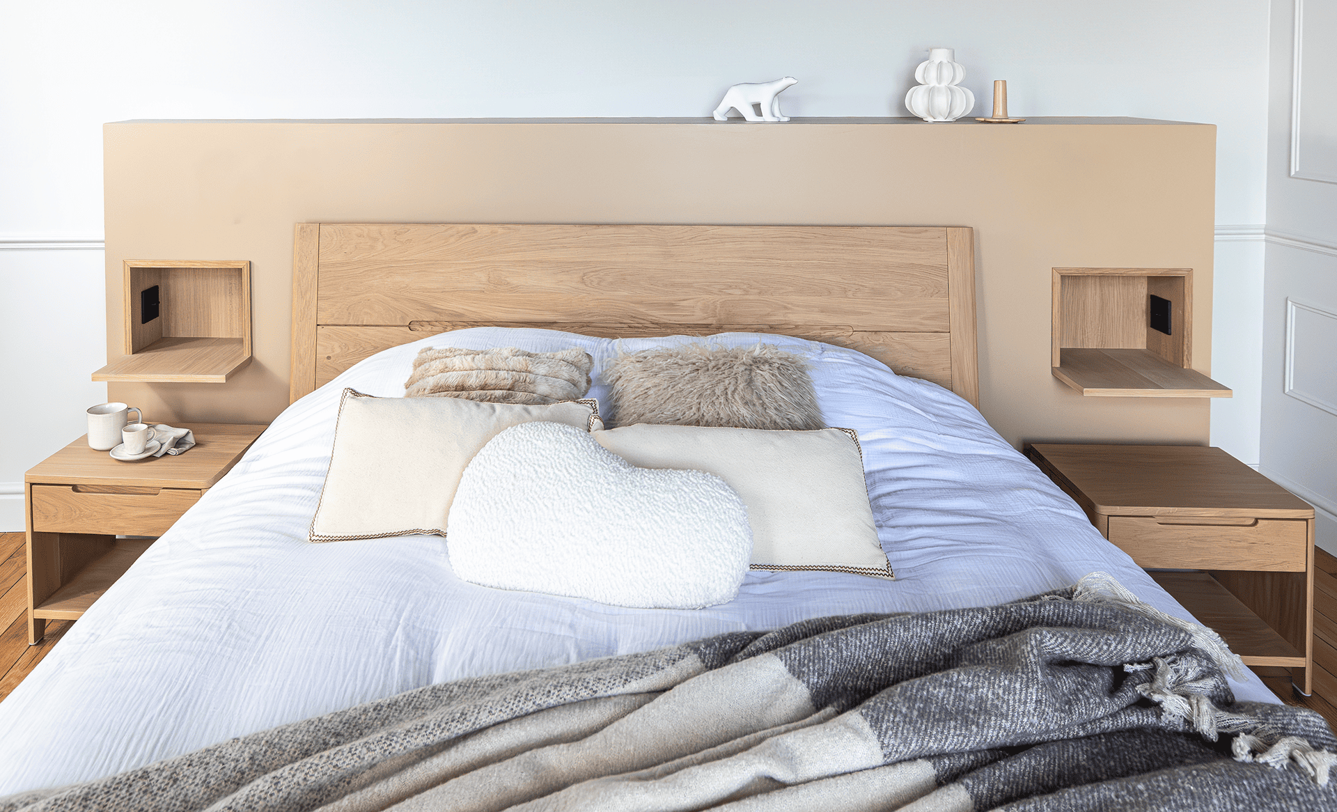 JADE – Lit tête bois 160 x 200 – Meubles Leclerc Lodève