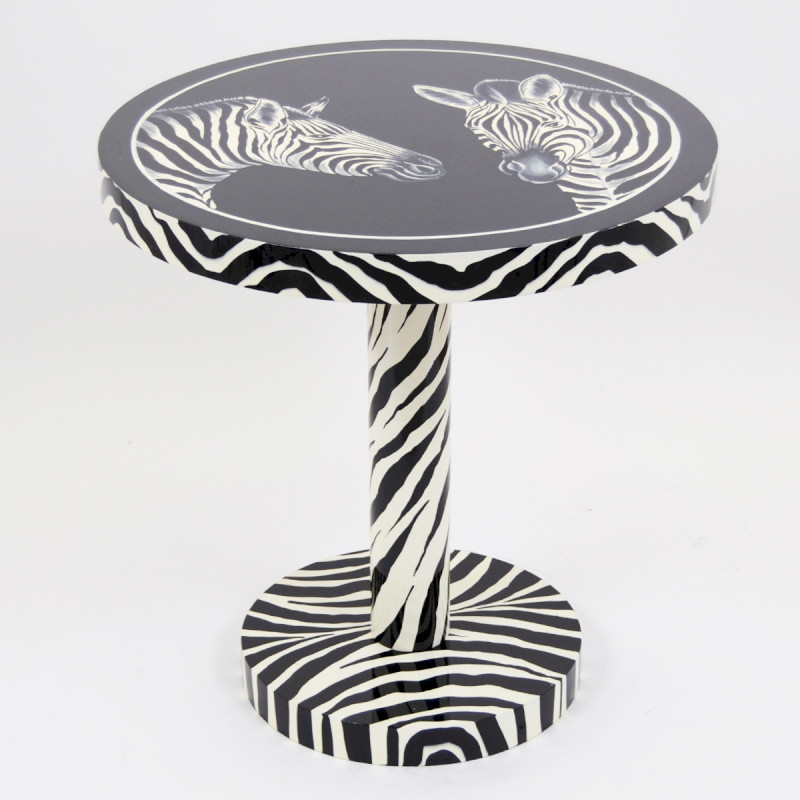 KATOU – Table d’appoint en bois sculpté – Image 2